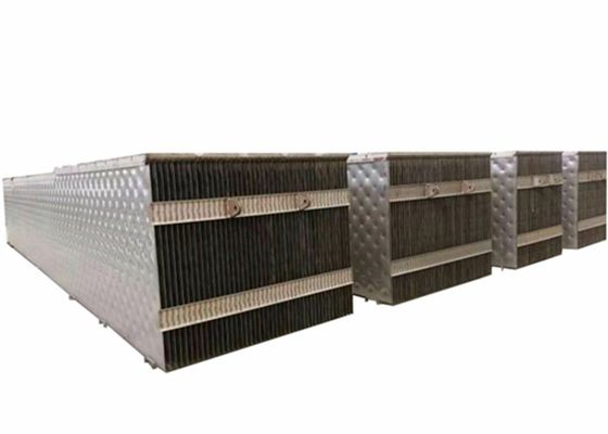 Il termo scambiatore di calore del piatto degli ss 6x2m con gli ampi tubi appoggia il piatto